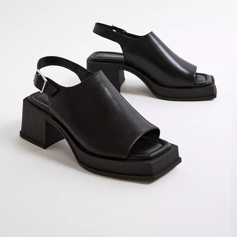 Vagabond Black Open-Toe Block Heel Sandals